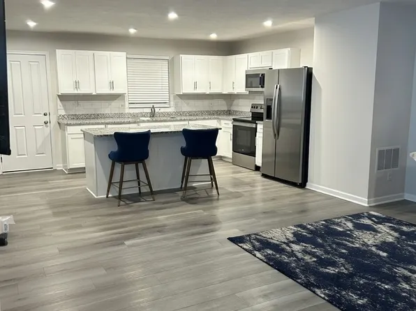 1033 Sandstone Ave, Akron, OH 44312