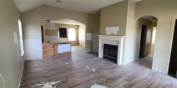 3rd image of 20911 Marsha Ln