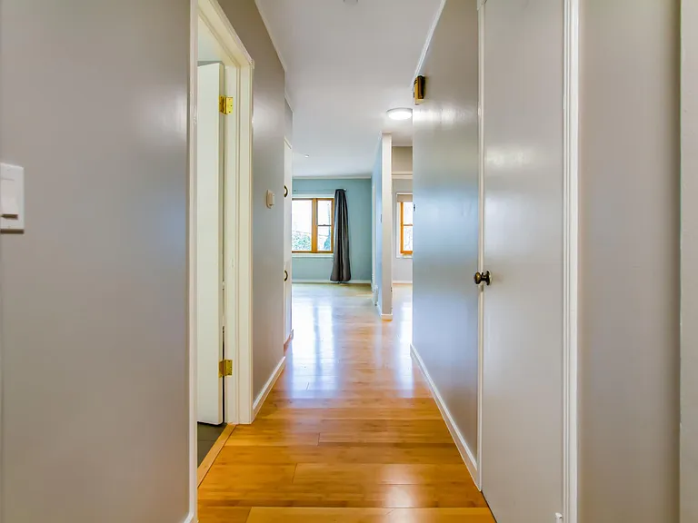 881 Dolores St — Photo 11