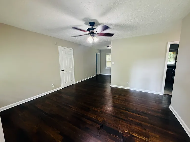 1763 San Gabriel Ave — Photo 10