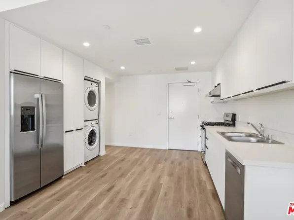 951 S Wilton Pl #201, Los Angeles, CA 90019