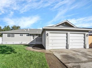 111 W Loretta Ave, Stockton, CA 95207