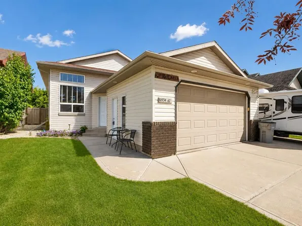 10934 S 67th Ave, Grande Prairie, AB T8W 2W3