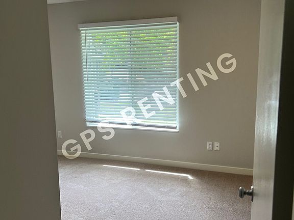 4th image of 12208 NE 147th Pl Unit B