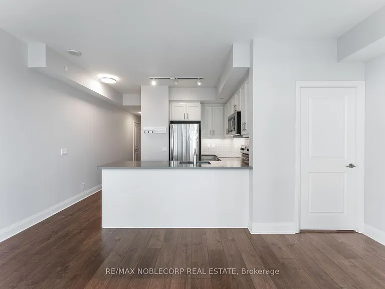 15 Zorra St #1302 — Photo 16
