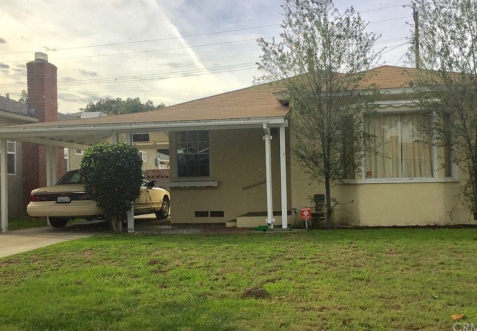2nd image of 3069 Magnolia Ave