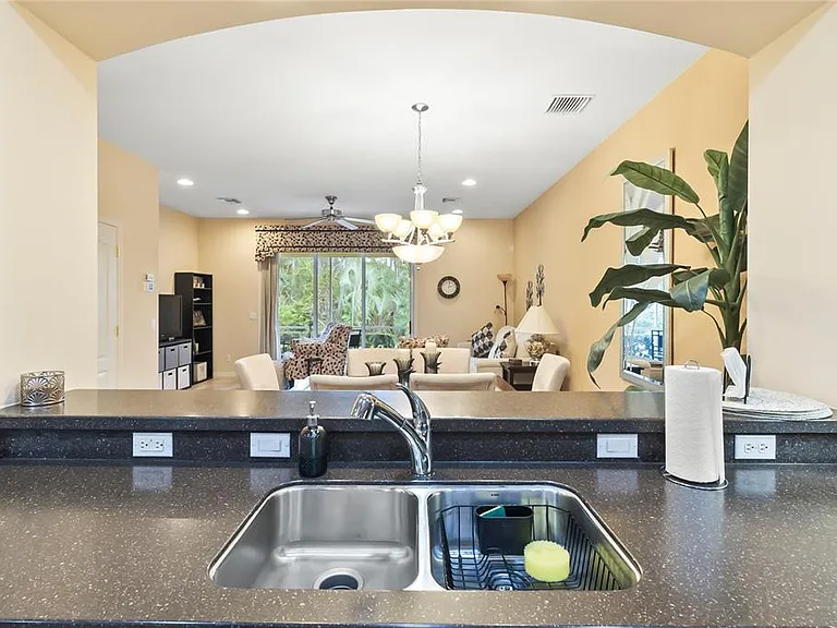 1331 Jonah Dr — Photo 14