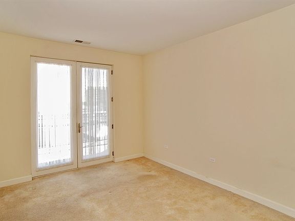 5th image of 1124 Lake St #505