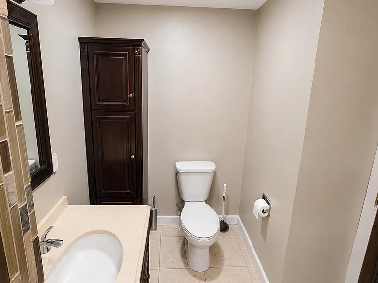 1905 1905/1907 Riverview Dr #3 — Photo 13