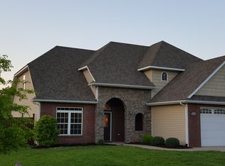 509 Brogan Cellars Ln #L, Columbia, MO 65203