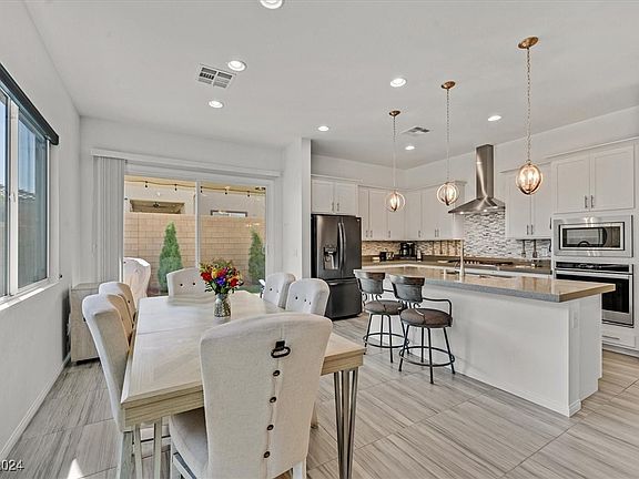 2nd image of 10749 Skye Lily Ave