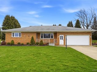 7359 Sisson Hwy, Eden, NY 14075