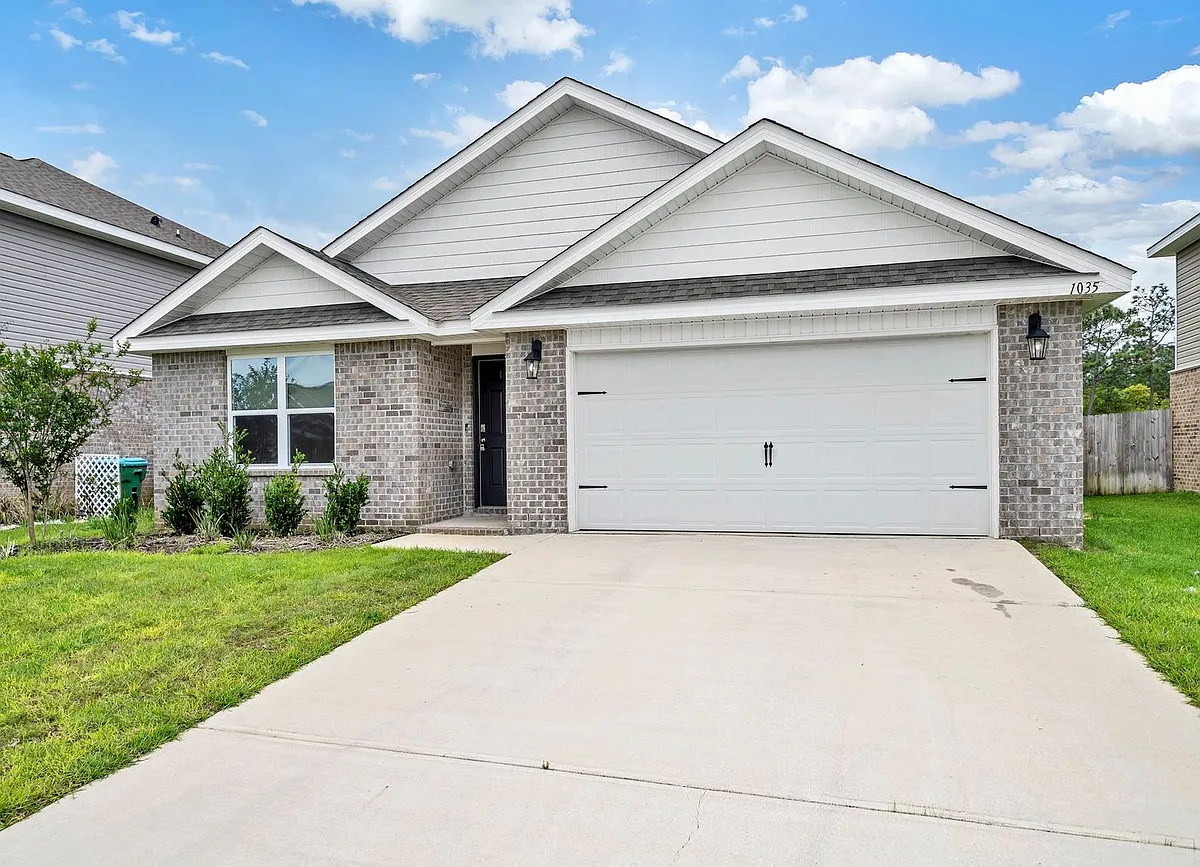 Building Photo - 1035 Limpkin St