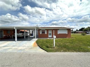 1113 Broad Ct, Lehigh Acres, FL 33936