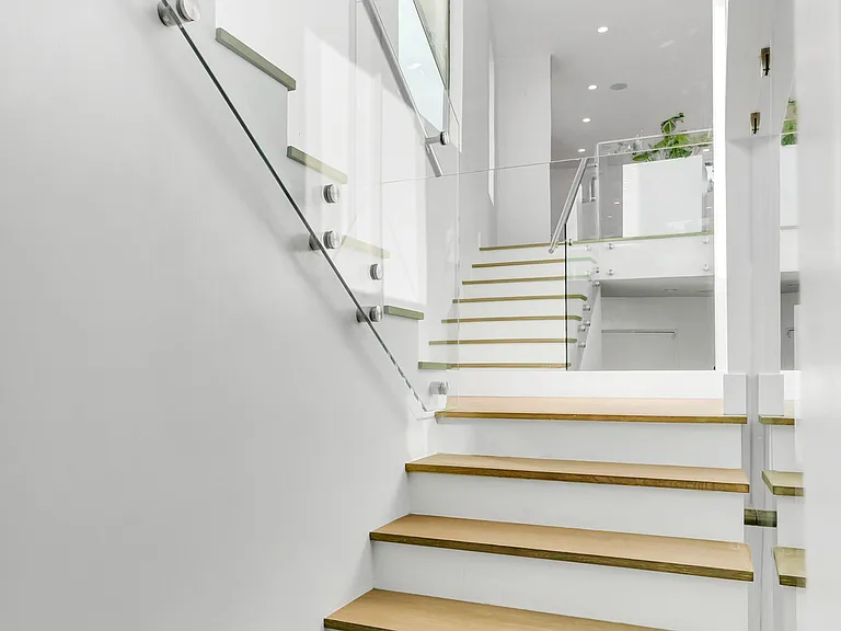 2021 Davies Way — Photo 20