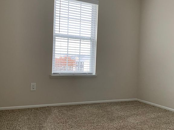 4th image of 8836 Oak Village Blvd