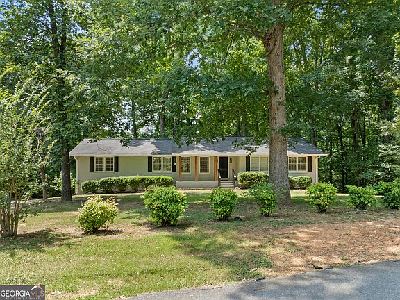 4th image of 7 Thrushwood Rd NE