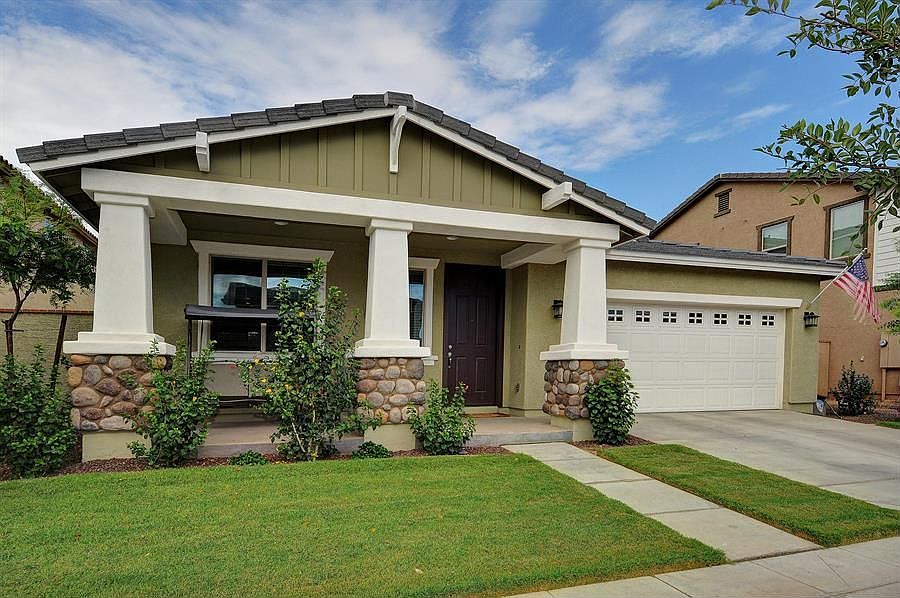 1st image of 13626 N 150th Ln