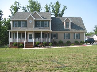 5549 Willow Oak Dr, Prince George, VA 23875