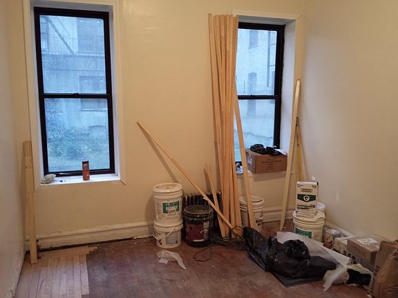 2nd image of 932 Carroll St APT 1J