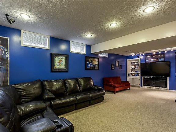 3rd image of 2292 Sunningdale Dr