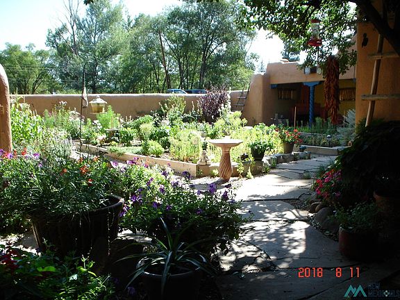 3rd image of 514 Paseo Del Pueblo Norte