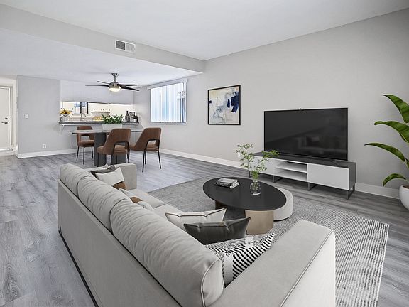 5th image of 801 N Granada Dr APT 7B