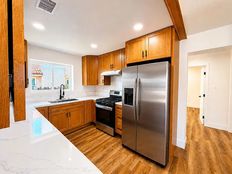 8806 Chantry Ave — Photo 13