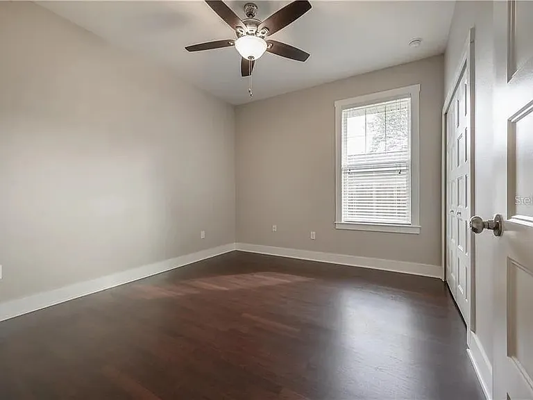 308 W Woodlawn Ave — Photo 30