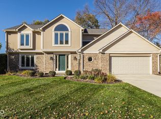 14388 Hawthorne Dr, Carmel, IN 46033