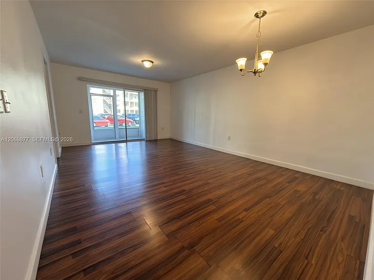 1301 SW 142nd Ave #104-H — Photo 6