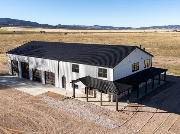 6310 W Bumblebee Springs Rd, Kanarraville, UT 84742