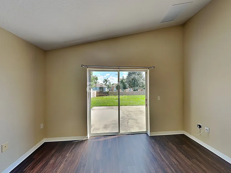 145 Rose Hill Trl — Photo 8