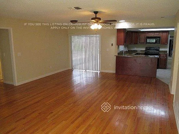 7500 Waunatta Ct — Photo 4