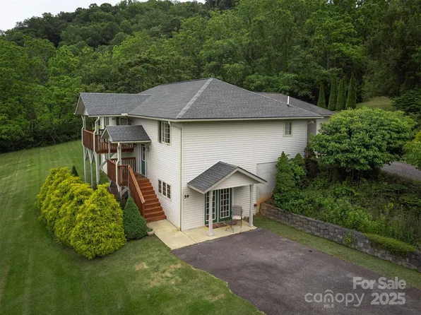 59 Grace Ridge Rd #13-3, Waynesville, NC 28786