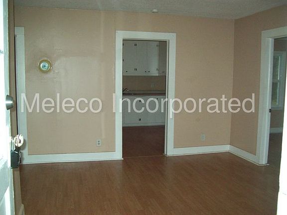 2nd image of 170 Harrison St