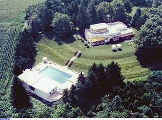 5031 Chestnut St, Emmaus, PA 18049