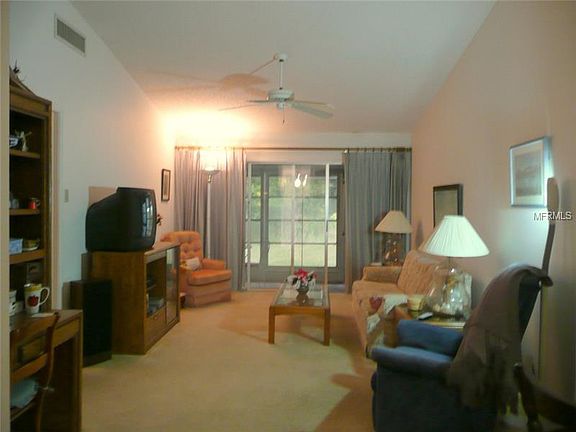 5th image of 3164 Claremont Pl APT D