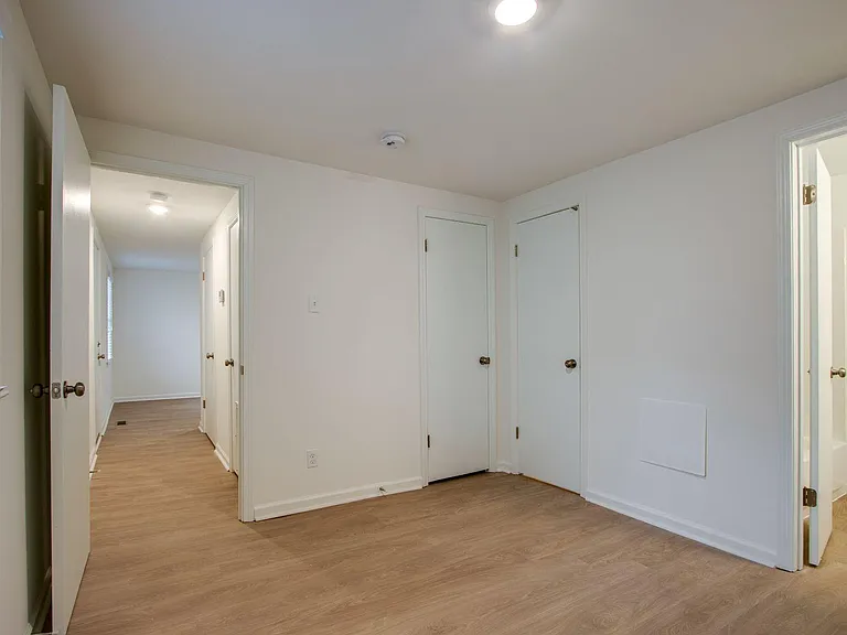 2040 Southern Ave #4 — Photo 6