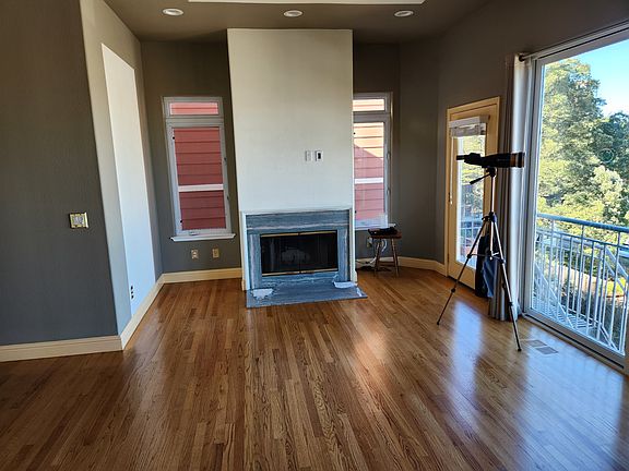 3rd image of 348 Peoria St #1