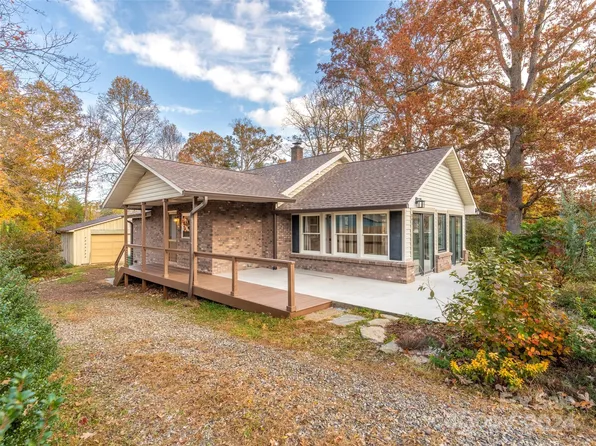 841 Sand Hill Rd, Asheville, NC 28806