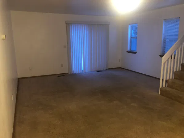 5301 Windflower St #B, Anchorage, AK 99507