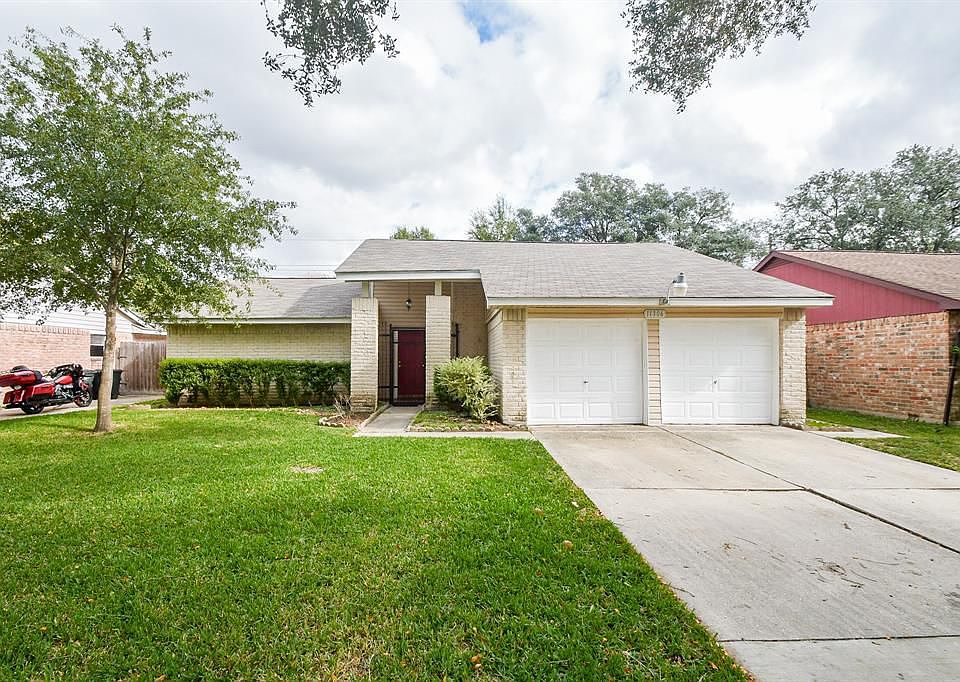 1st image of 11306 Voltaire Dr