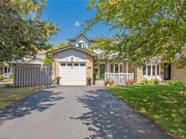 2407 Hemlock Ct, Burlington, ON L7M 1X7