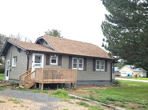 402 Cherry St, Brule, NE 69127
