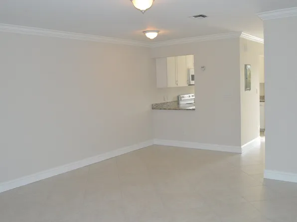 26560 Southern Pines Dr #J103, Bonita Springs, FL 34135
