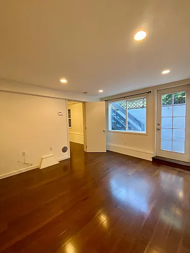 724 Grand View Ave #2 Photo 1