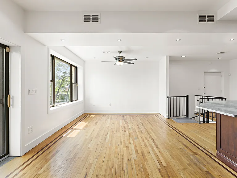 102 Ogden Ave #103 — Photo 12