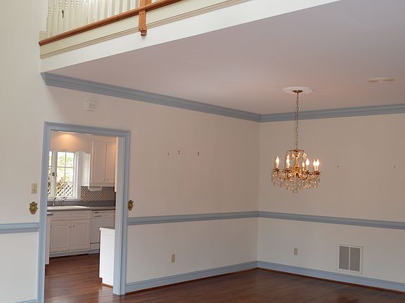 LR/DR with loft above 