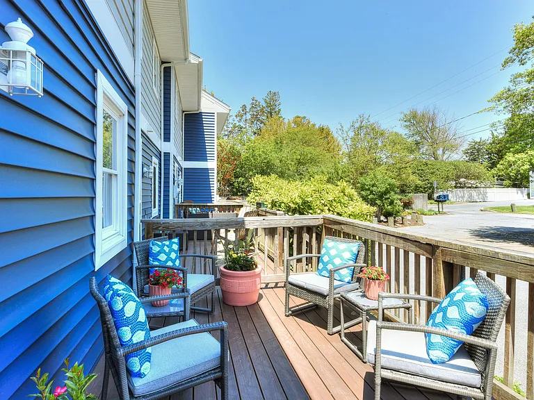 20902 South Ave #A — Photo 3